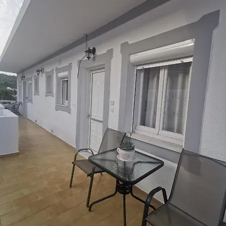 Bralos Appartement *